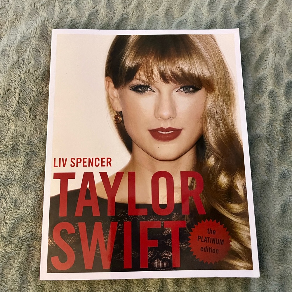 Taylor Swift Book